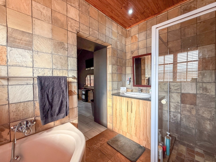 3 Bedroom Property for Sale in Melodie North West